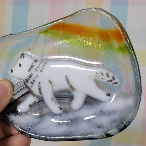 Yukon glass trinket dish 3D wolf husky northern hand painted souvenir - Picture 3 of 6
